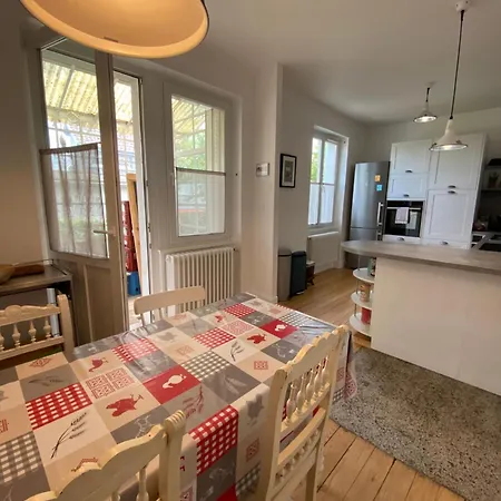 펜션 Bookingalsace - Maison Mittelharth Parking Jardin 콜마