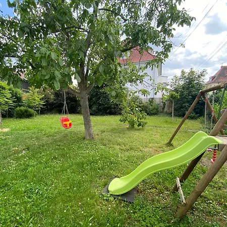 Holiday home Bookingalsace - Maison Mittelharth Parking Jardin Colmar